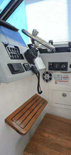 36ft Regal Yacht For Sale