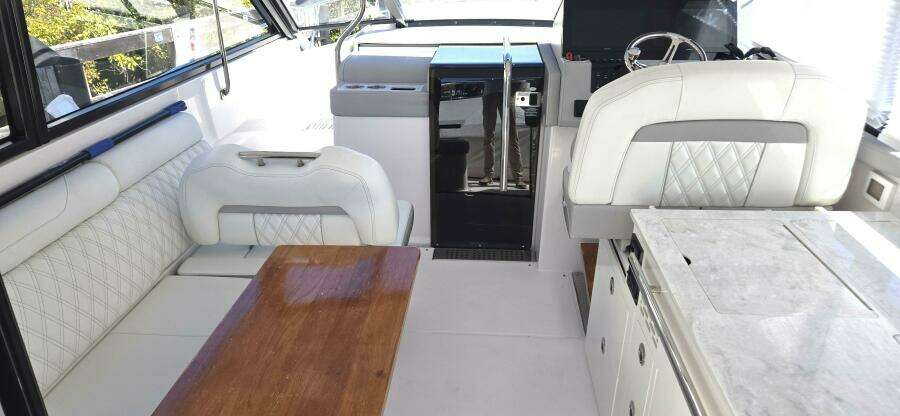 36ft Regal Yacht For Sale