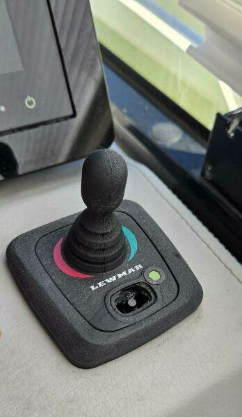 36ft Regal Yacht For Sale