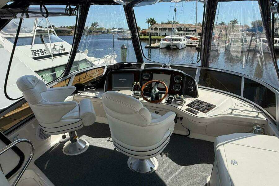 44ft Sea Ray Yacht For Sale