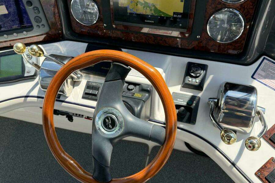 44ft Sea Ray Yacht For Sale