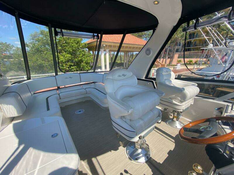 44ft Sea Ray Yacht For Sale