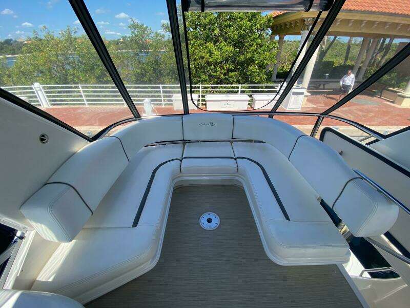 44ft Sea Ray Yacht For Sale