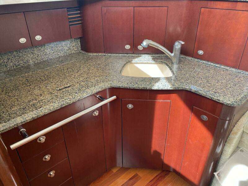 44ft Sea Ray Yacht For Sale