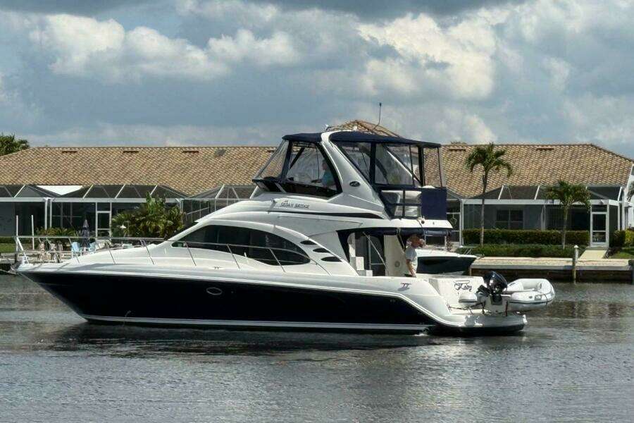 44ft Sea Ray Yacht For Sale