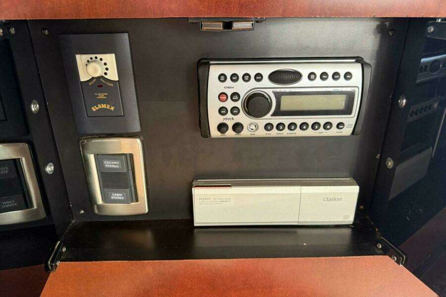 44ft Sea Ray Yacht For Sale