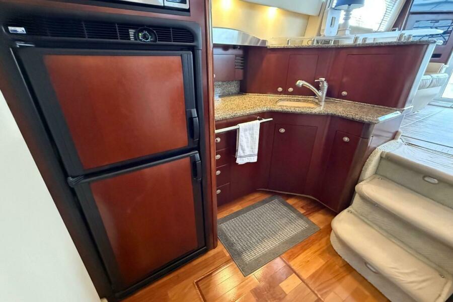 44' 2006 Sea Ray 44 Sedan Bridge