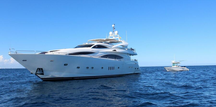 105' 2002 Sunseeker Manhattan