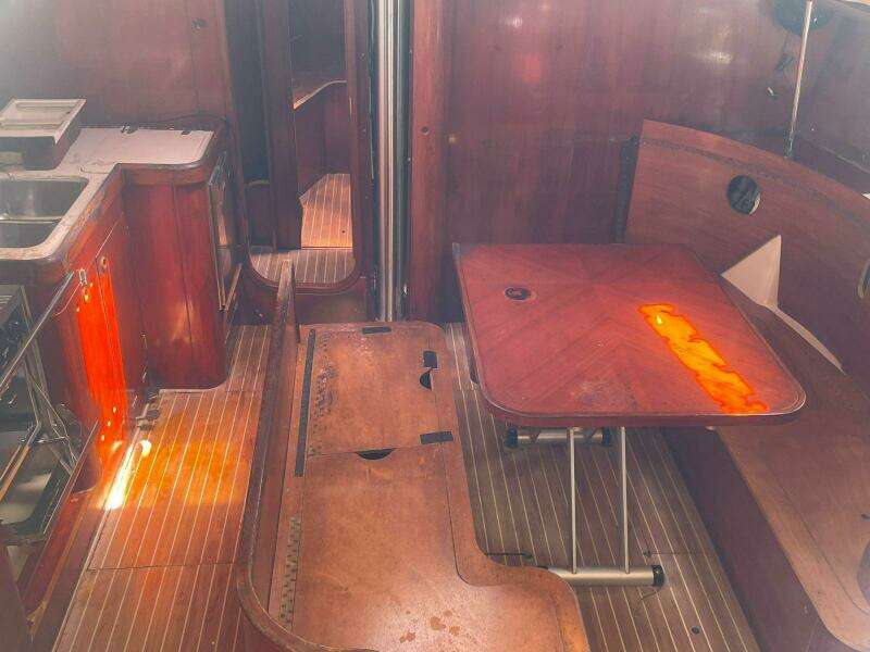 Adelie II 45ft Beneteau Yacht For Sale