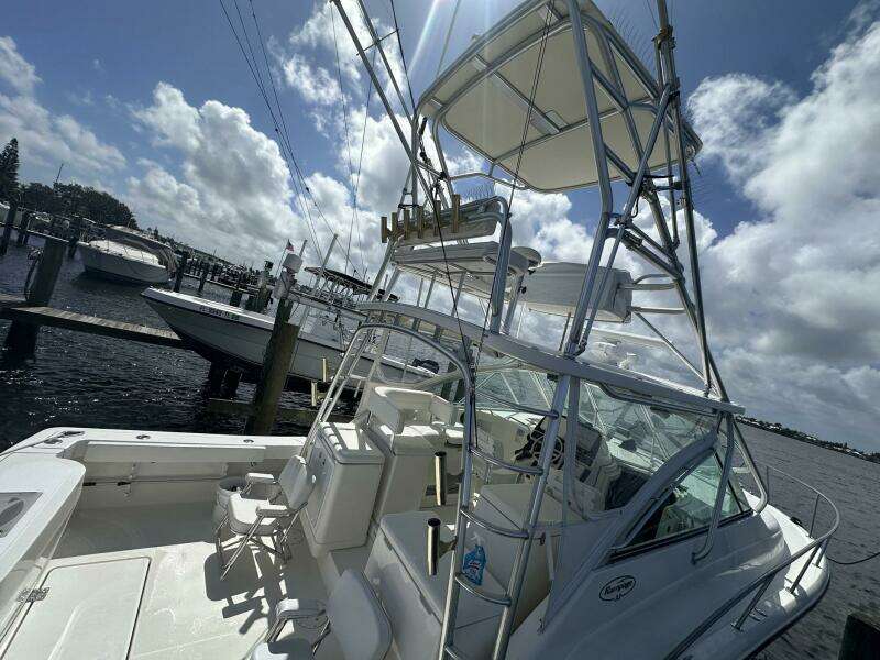 Tropical High 33ft Rampage Yacht For Sale