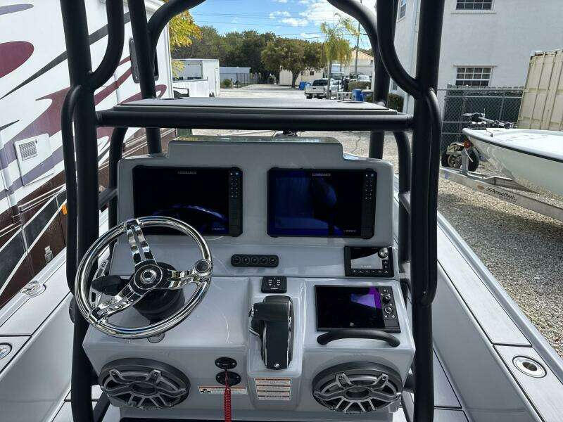 24ft Yellowfin Yacht For Sale