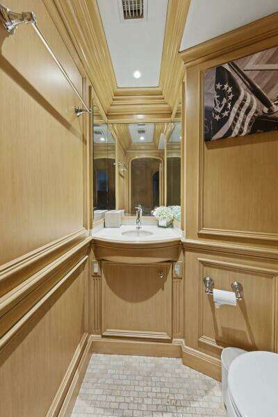 SAVOIR FAIRE 120ft Broward Yacht For Sale