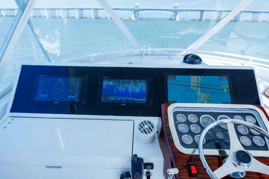 2002 Hatteras 50 Convertible 