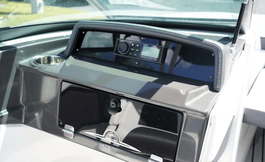 22' 2024 Monterey M225