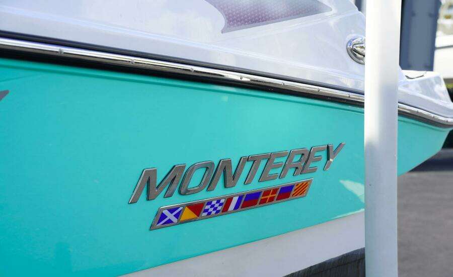 22ft Monterey Yacht For Sale