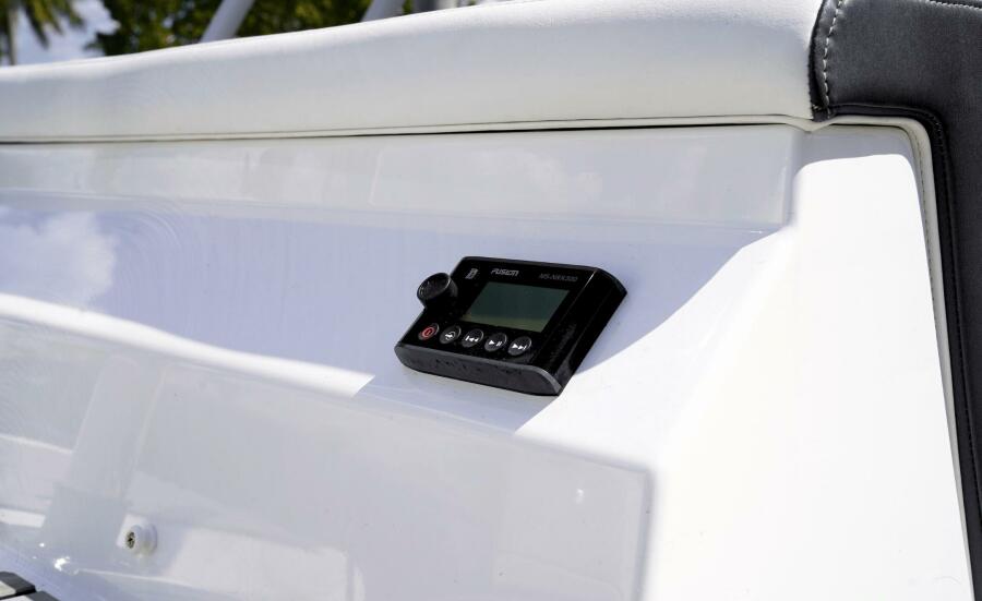 22' 2024 Monterey M225