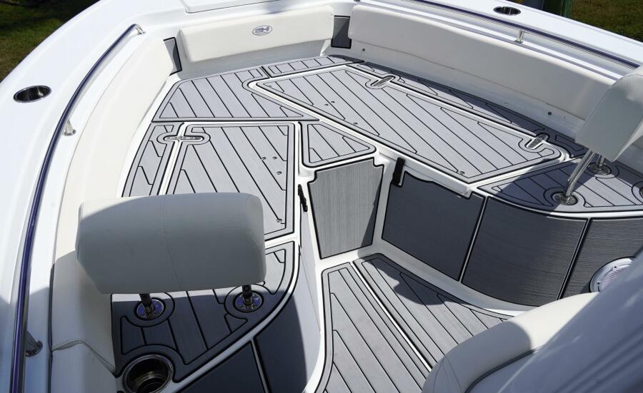 22' 2024 Sea Hunt Ultra 229