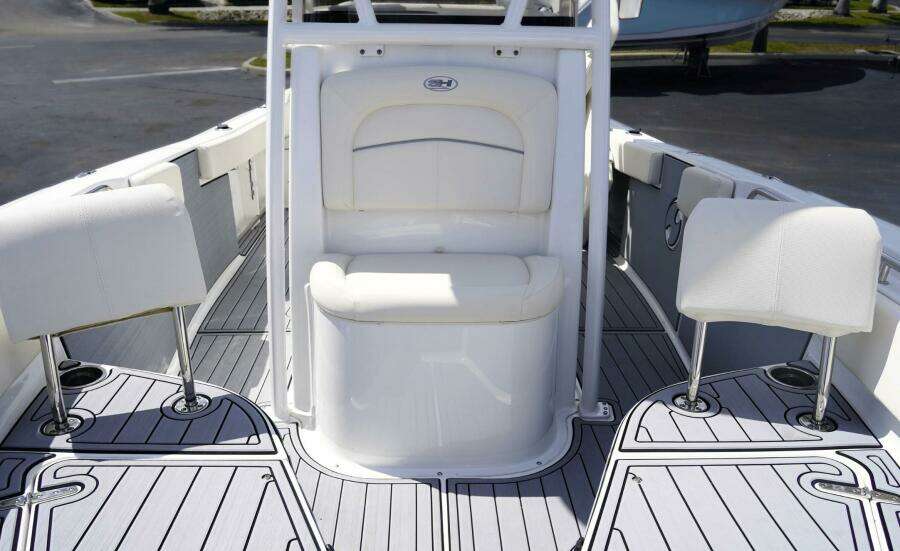 22ft Sea Hunt Yacht For Sale