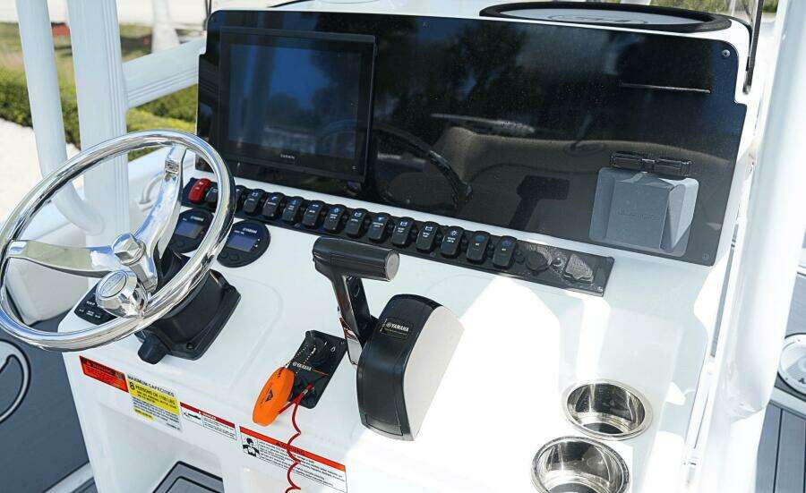 22ft Sea Hunt Yacht For Sale