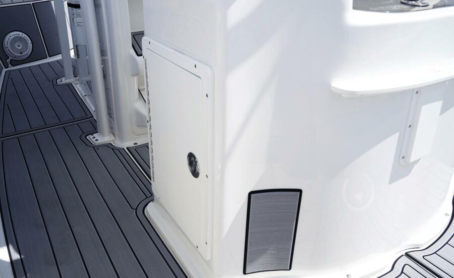 22' 2024 Sea Hunt Ultra 229