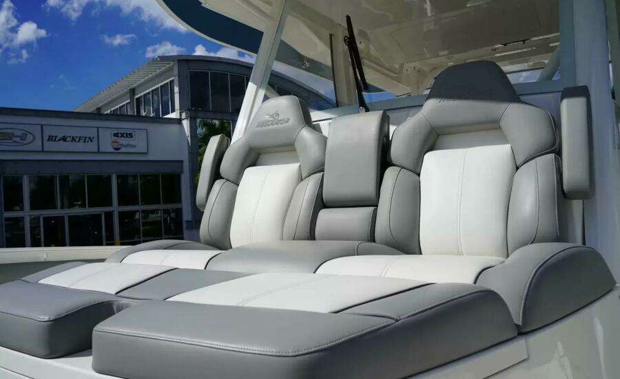 37ft Regulator Yacht For Sale