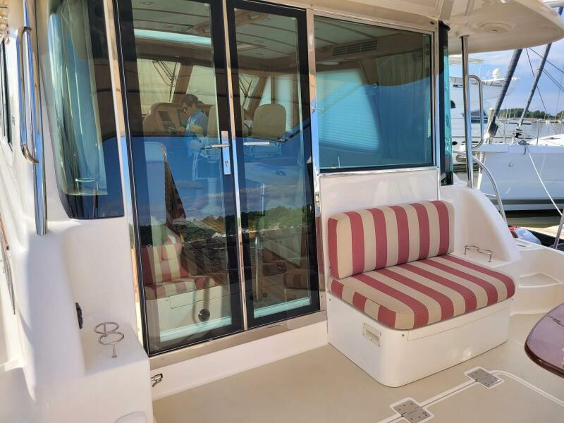 48' 2014 Sabre 48 Salon Express