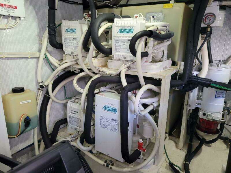 The Dark Side 48ft Sabre Yacht For Sale