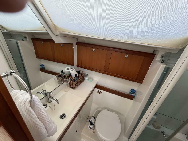 49' 2007 Beneteau 49