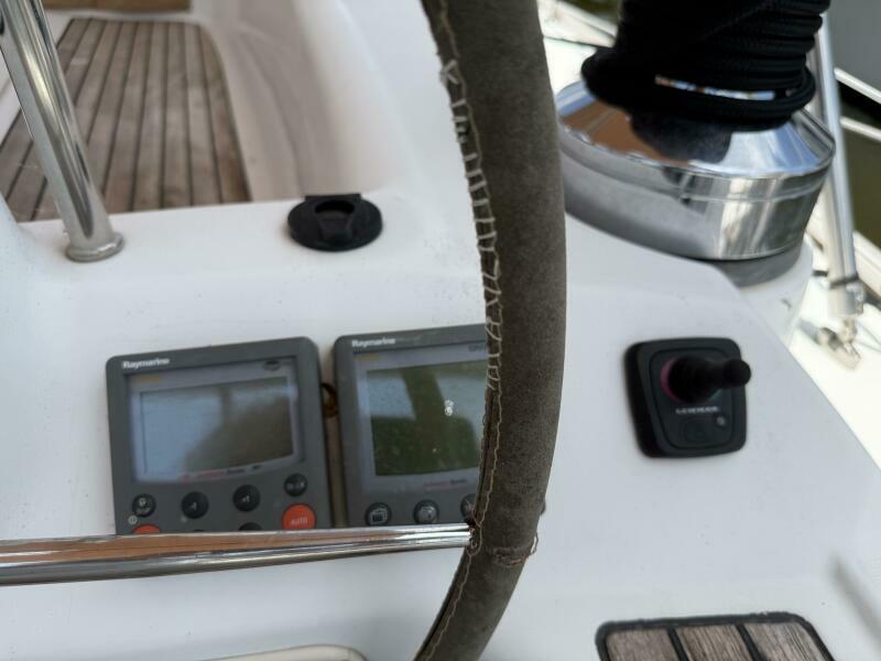 49' 2007 Beneteau 49