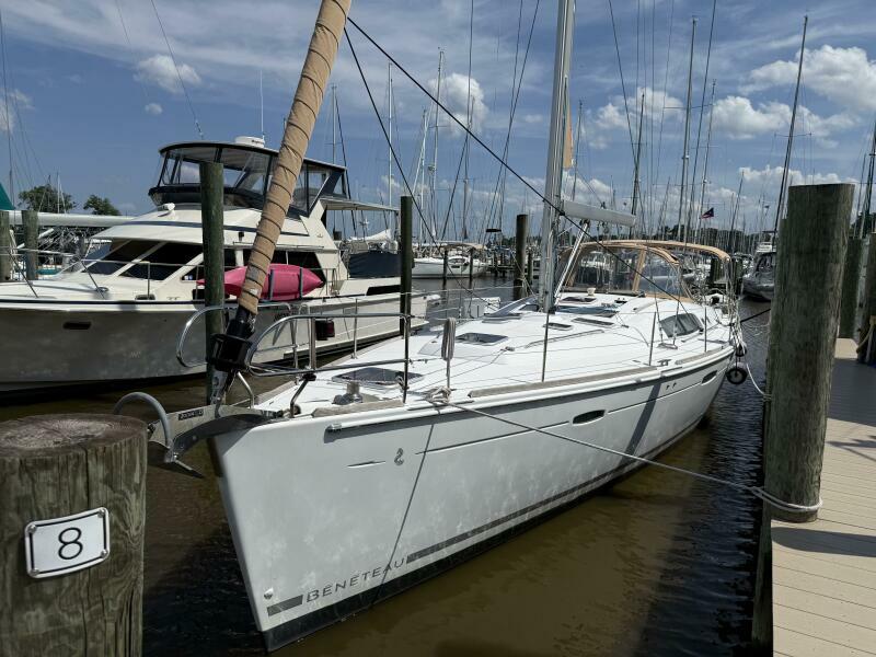 49' 2007 Beneteau 49