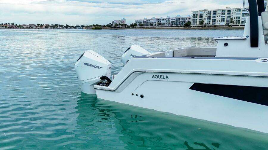 28ft Aquila Yacht For Sale