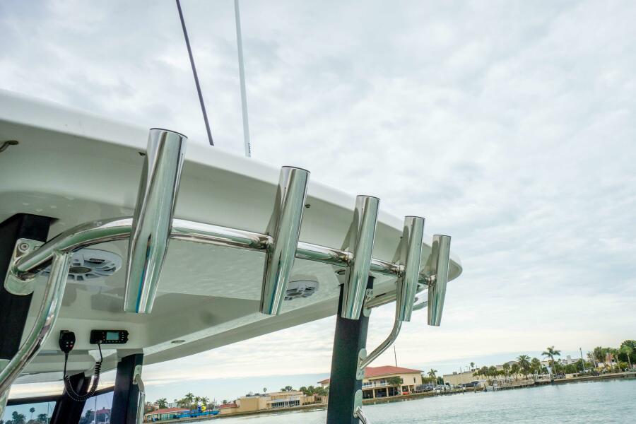 28' 2022 Aquila 28 Molokai