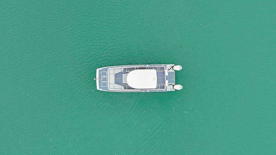 28ft Aquila Yacht For Sale