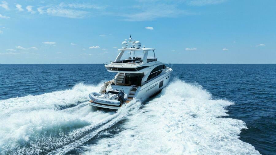 60' 2016 Princess 60 Flybridge