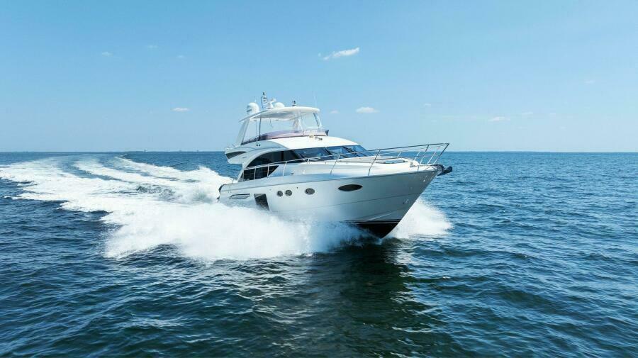60' 2016 Princess 60 Flybridge