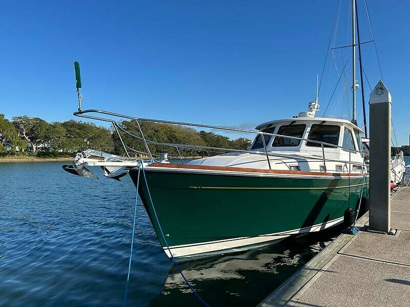 Green Heron 42ft Sabre Yacht For Sale