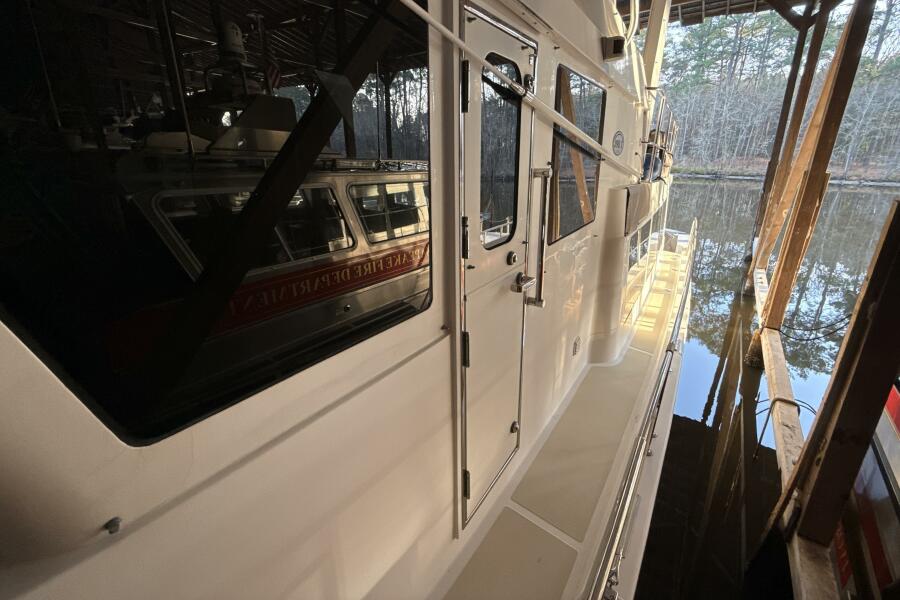 45' 2007 Symbol Pilothouse Trawler