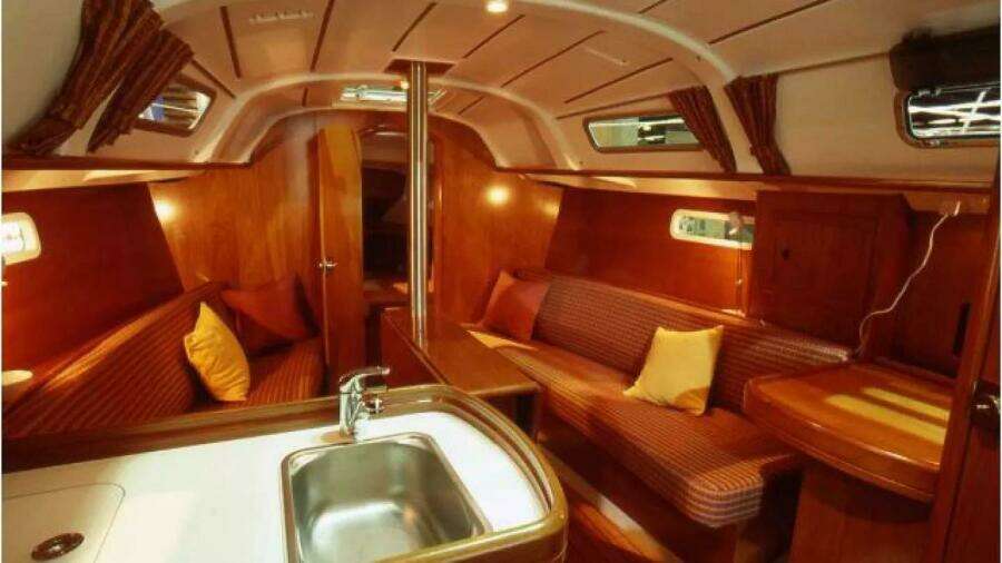 Beneteau Oceanis 311