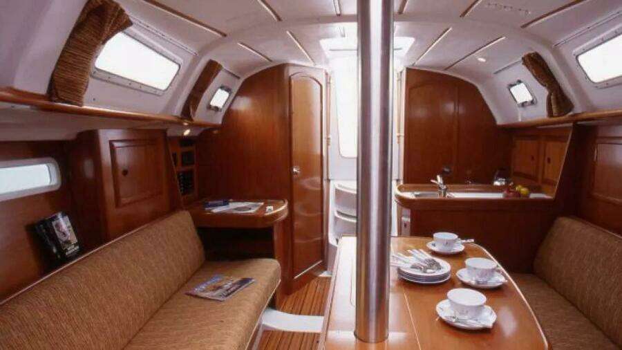 Beneteau Oceanis 311