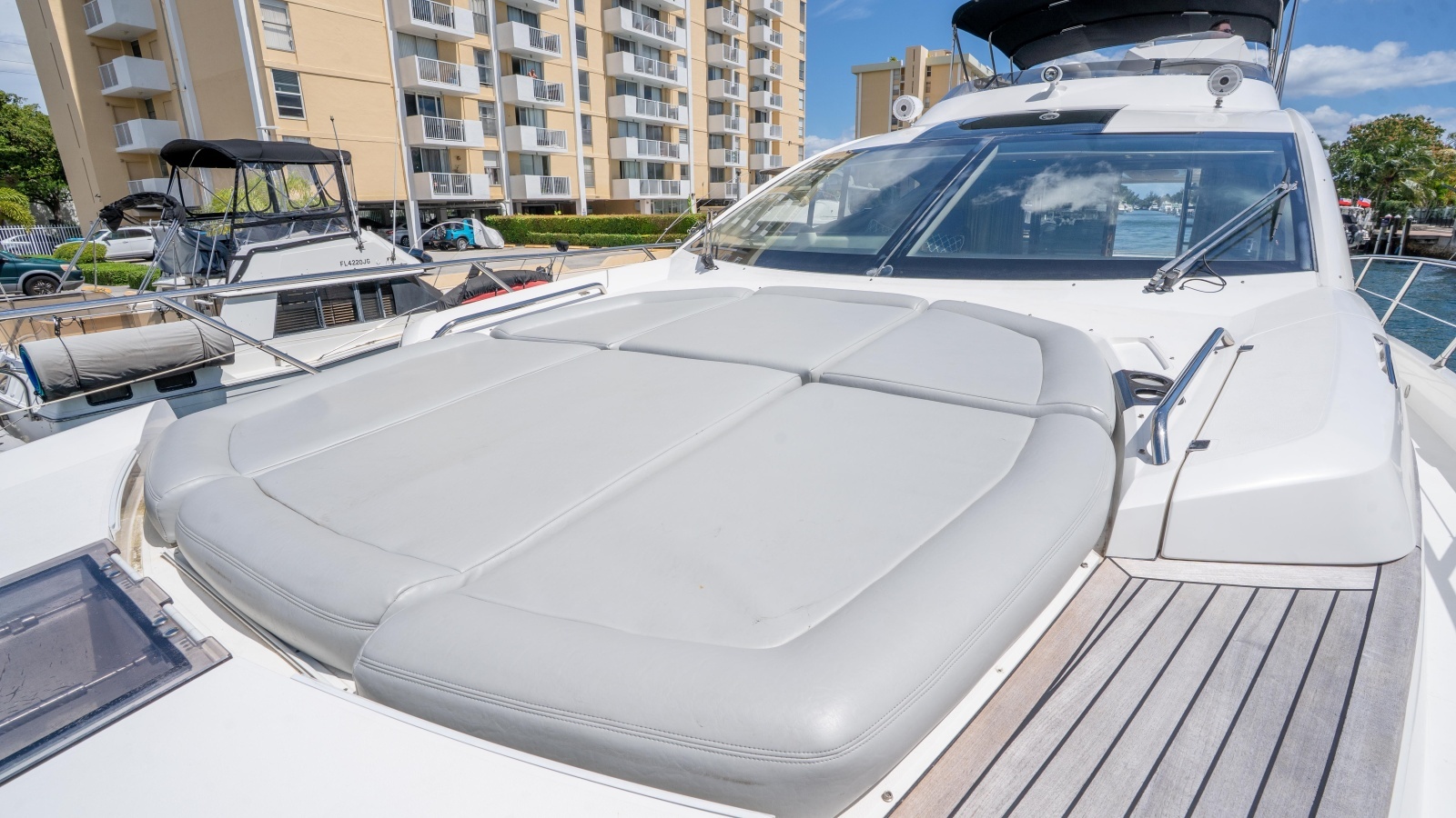 2014 Sunseeker 68' Sport Yacht