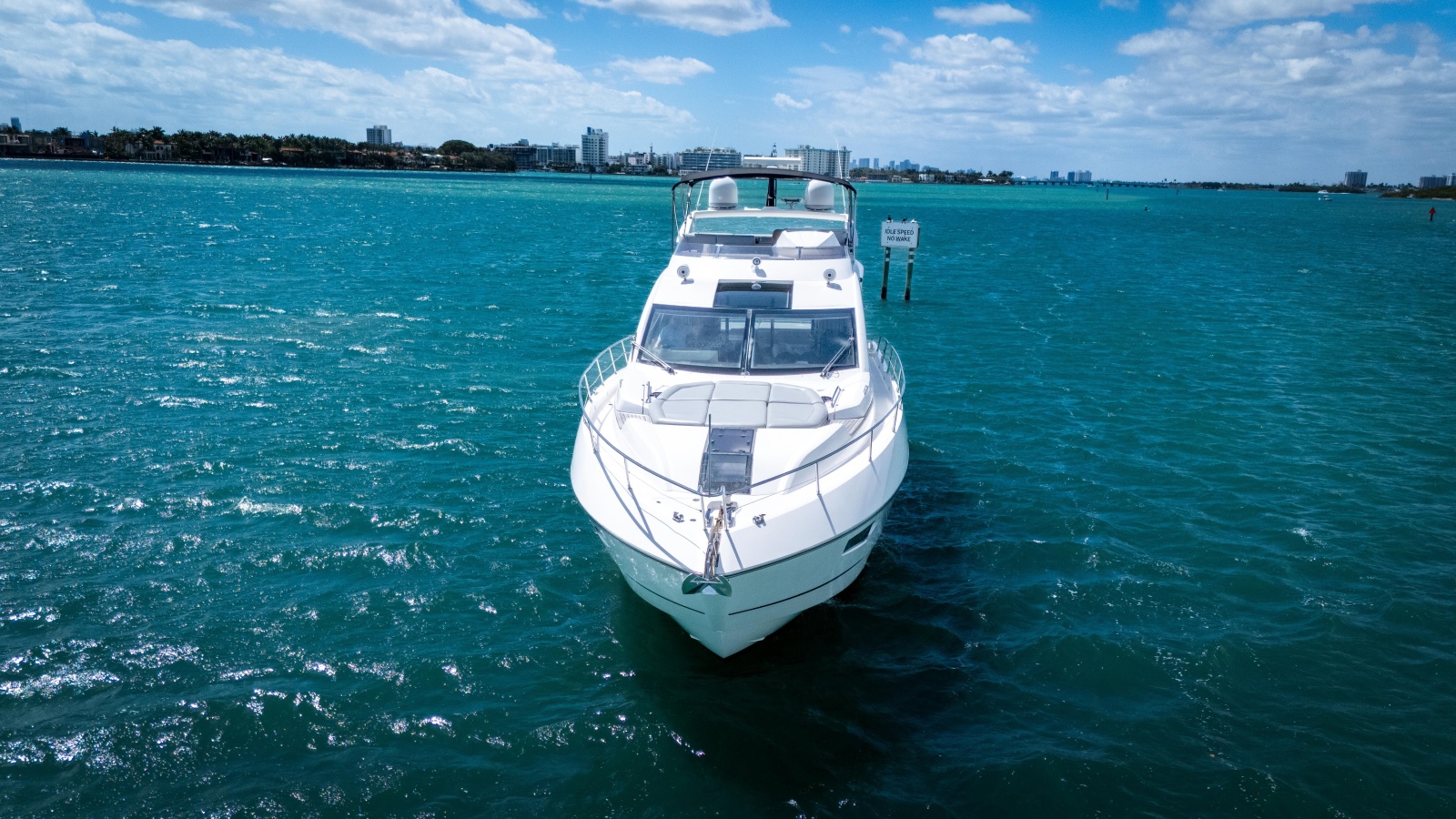 68' 2014 Sunseeker 68' Sport Yacht