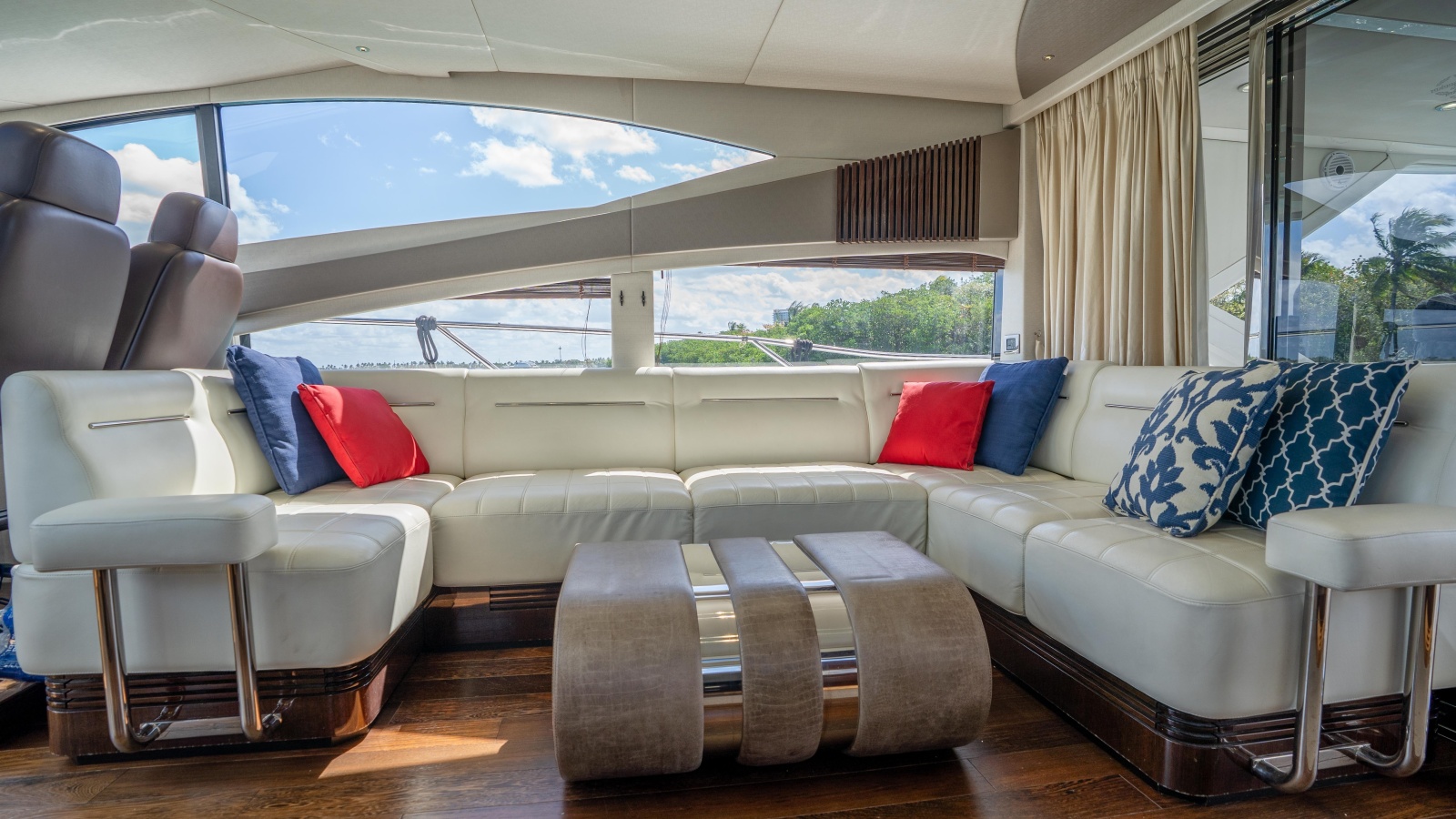 68' 2014 Sunseeker 68' Sport Yacht