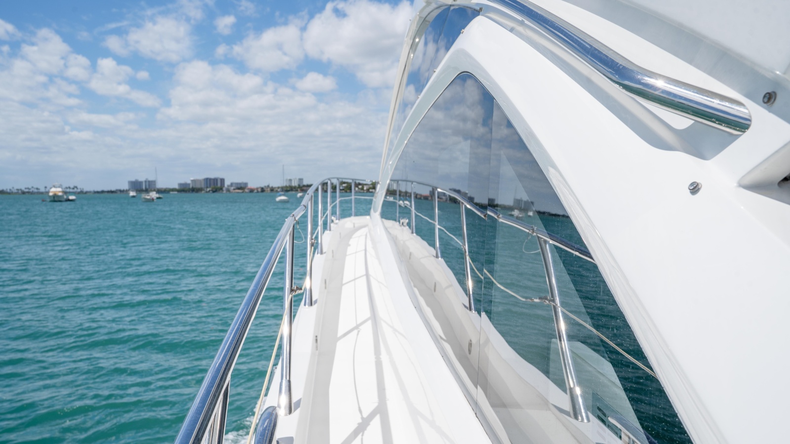 68' 2014 Sunseeker 68' Sport Yacht