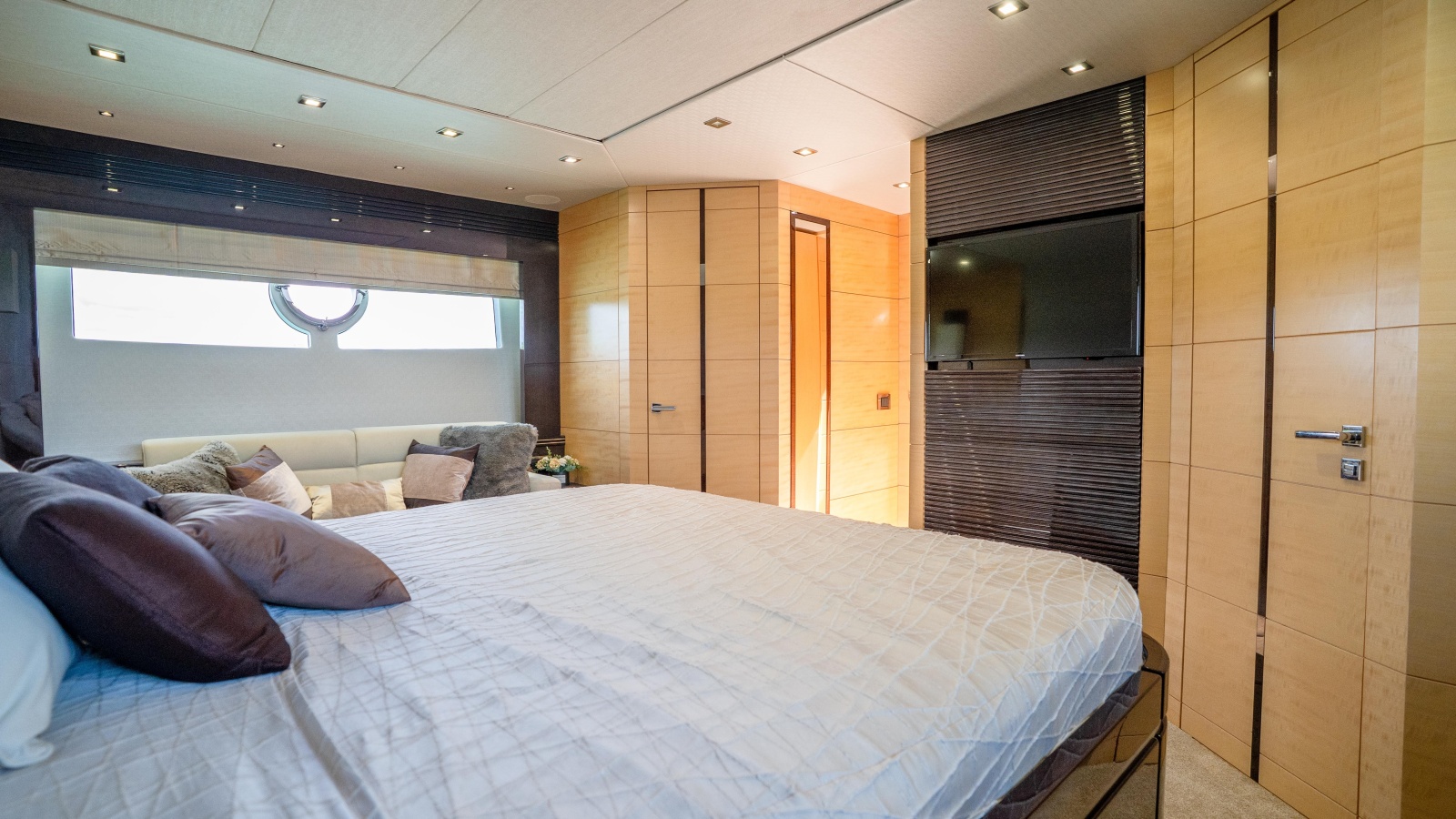68' 2014 Sunseeker 68' Sport Yacht