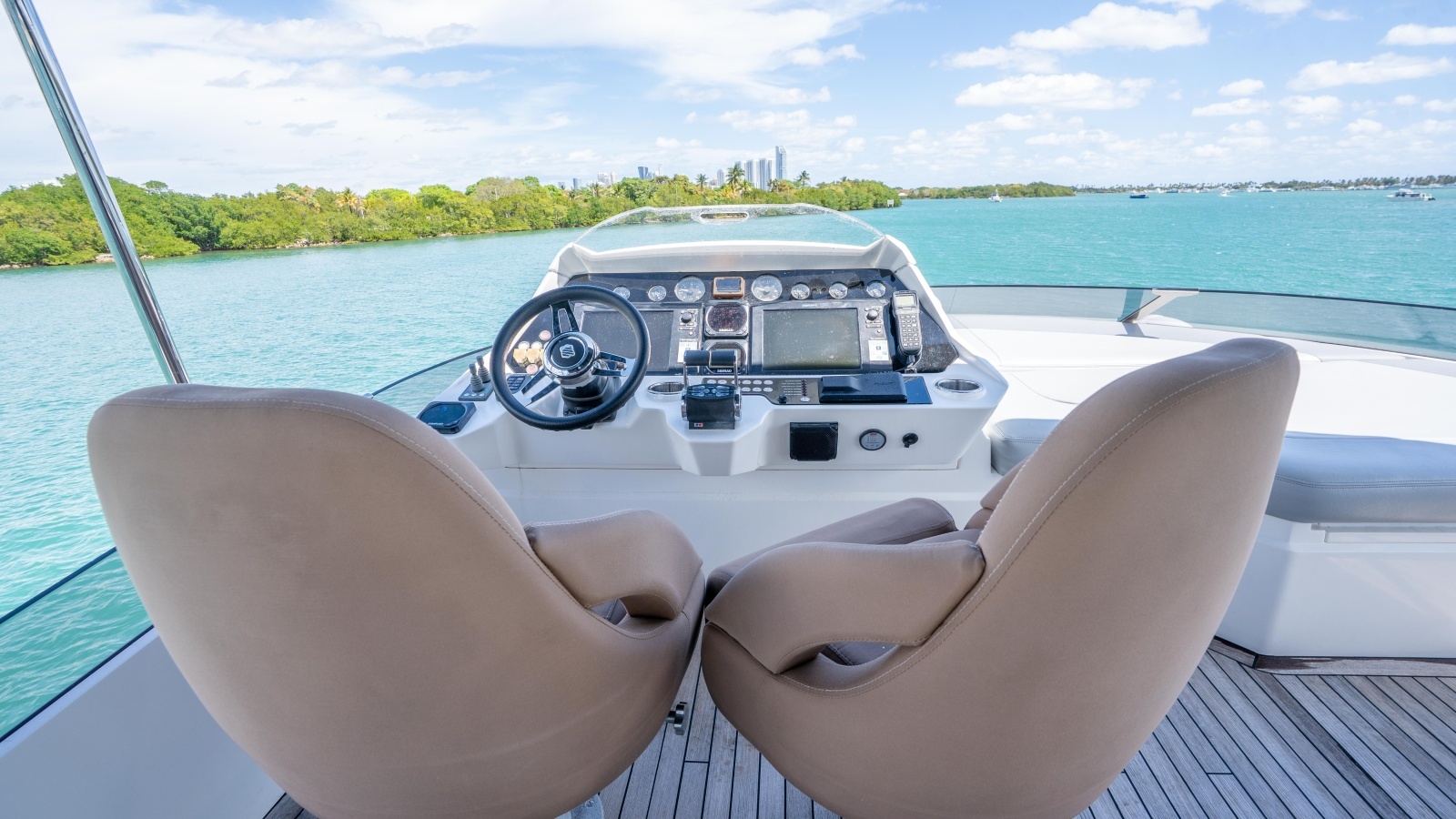 2014 Sunseeker 68' Sport Yacht