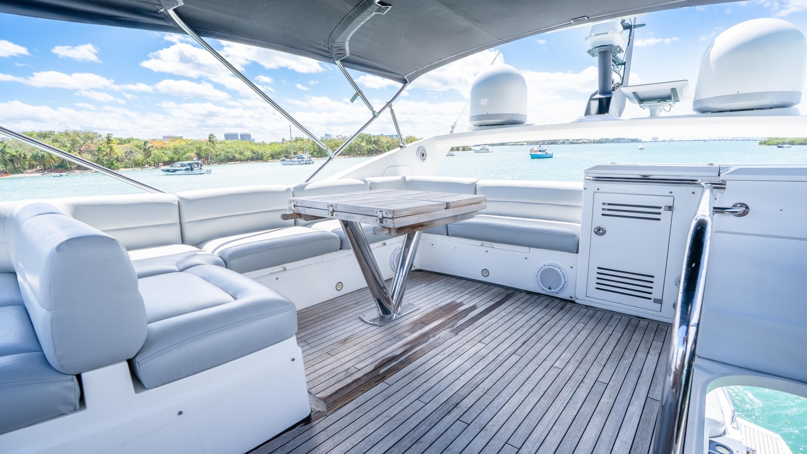2014 Sunseeker 68' Sport Yacht