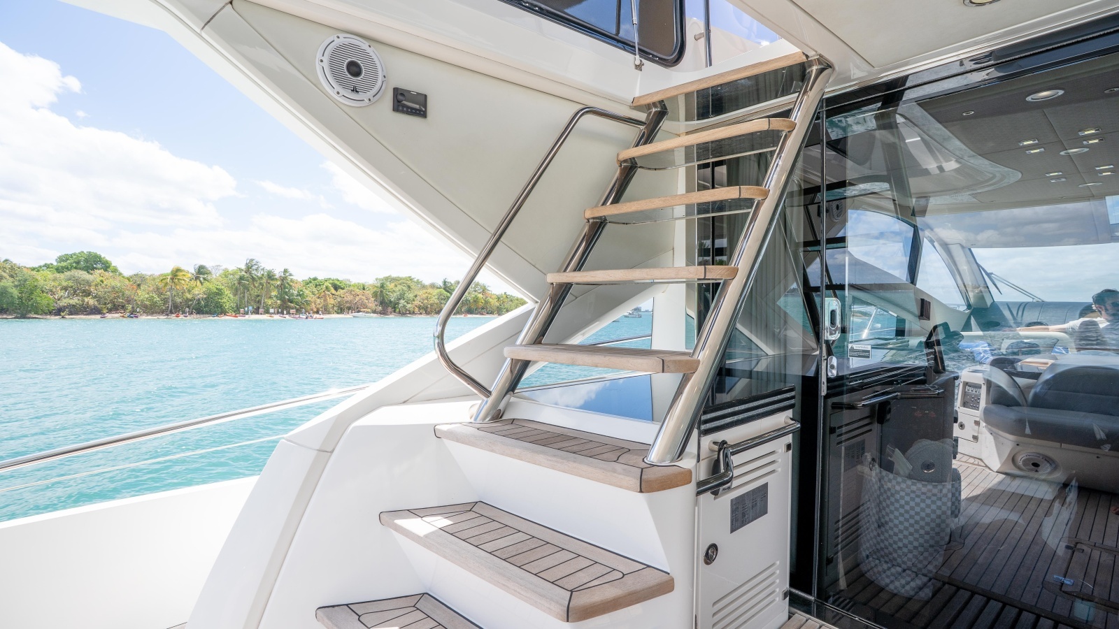 2014 Sunseeker 68' Sport Yacht