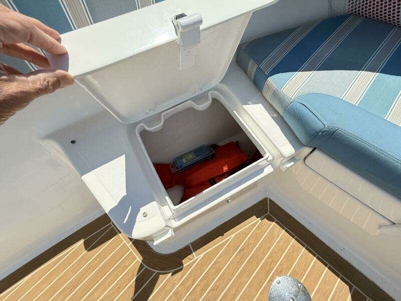 Vesper 23ft Vanquish Yacht For Sale