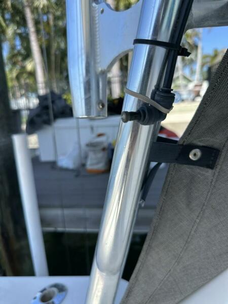 32' 2001 Stamas 310 Express