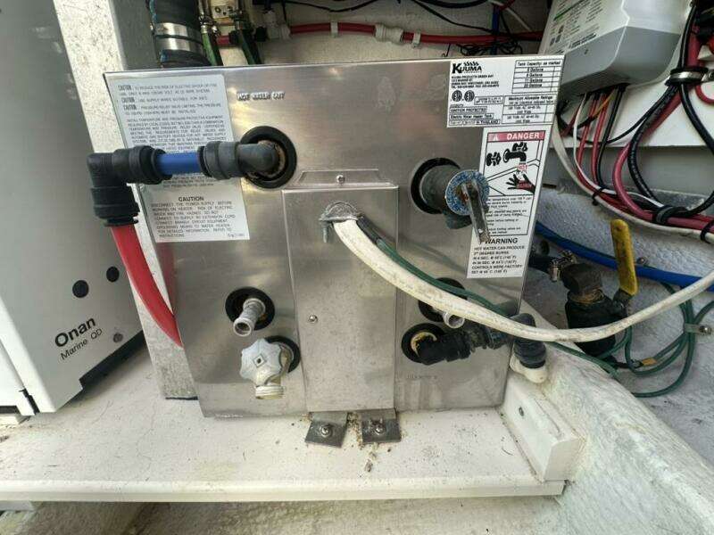 32ft Stamas Yacht For Sale